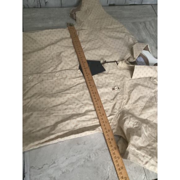 Day & Age Size Large Beige Allover Print Short Sleeve Button-Up Shirt Big Boys - Picture 3 of 6